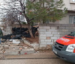 ÇÖKEN DUVARIN ALTINDA KALAN ÇOCUKLARDAN BİRİ HAYATINI KAYBETTİ