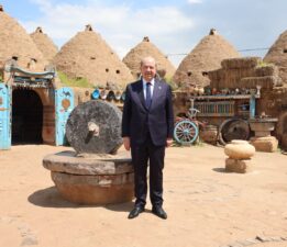 KKTC CUMHURBAŞKANI ERSİN TATAR TARİHİ HARRAN İLÇESİNİ ZİYARET ETTİ