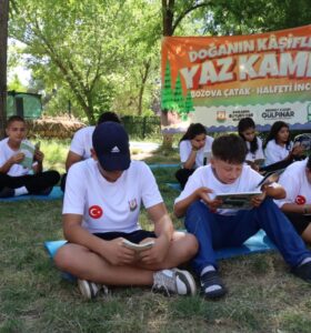 ÇOCUKLAR DOĞANIN KALBİNDE HEM EĞLENDİ HEM ÖĞRENDİ