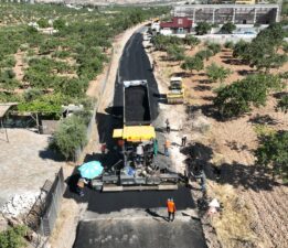 BÜYÜKŞEHİR, AÇIKSU CADDESİ’NDE YOL KALİTESİNİ YÜKSELTTİ