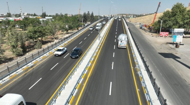 EVREN SANAYİ SİTESİ KATLI KÖPRÜLÜ KAVŞAĞI TAMAMLANDI, ARAÇ GEÇİŞLERİ BAŞLADI