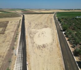 HİLVAN’DA KIRSAL YOLLAR BÜYÜKŞEHİR’LE YENİLENİYOR